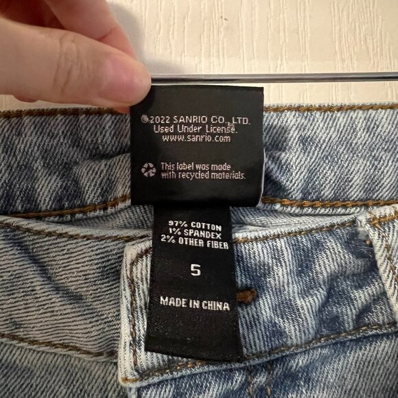 SANRIO Kuromi Straight Leg Jeans - Picture 4 of 10